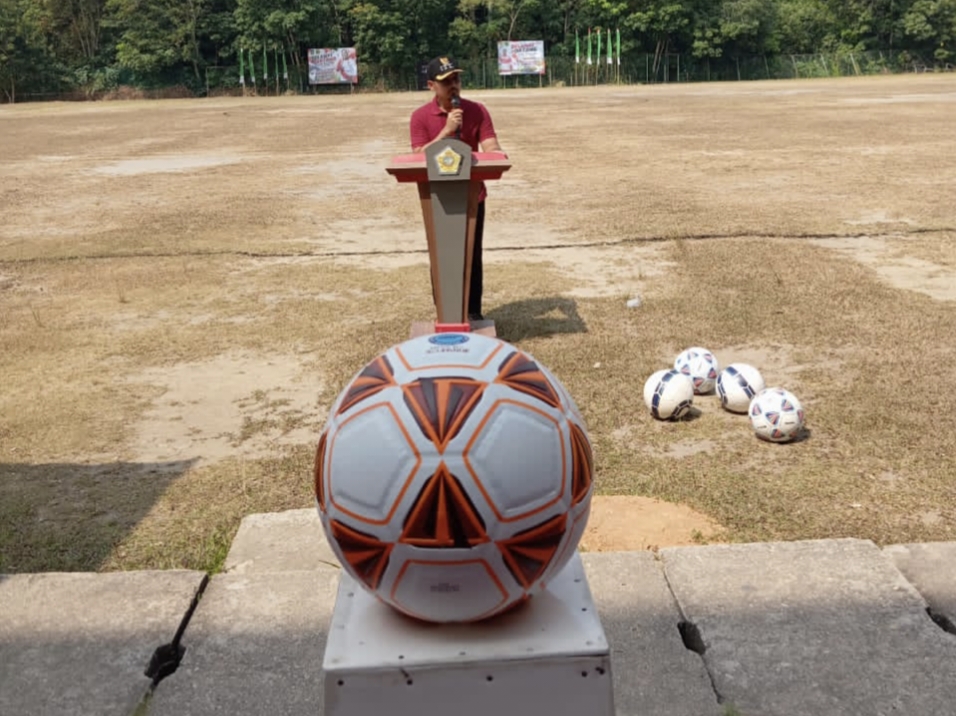 Camat Kundur Resmi Buka Pasundan Kundur Cup 2, 52 Tim Siap Bertanding 8 IMG 20260826 102737